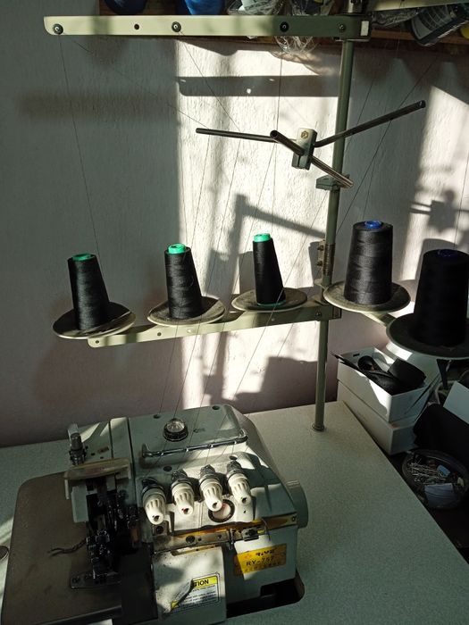 Оверлок пятиниточный