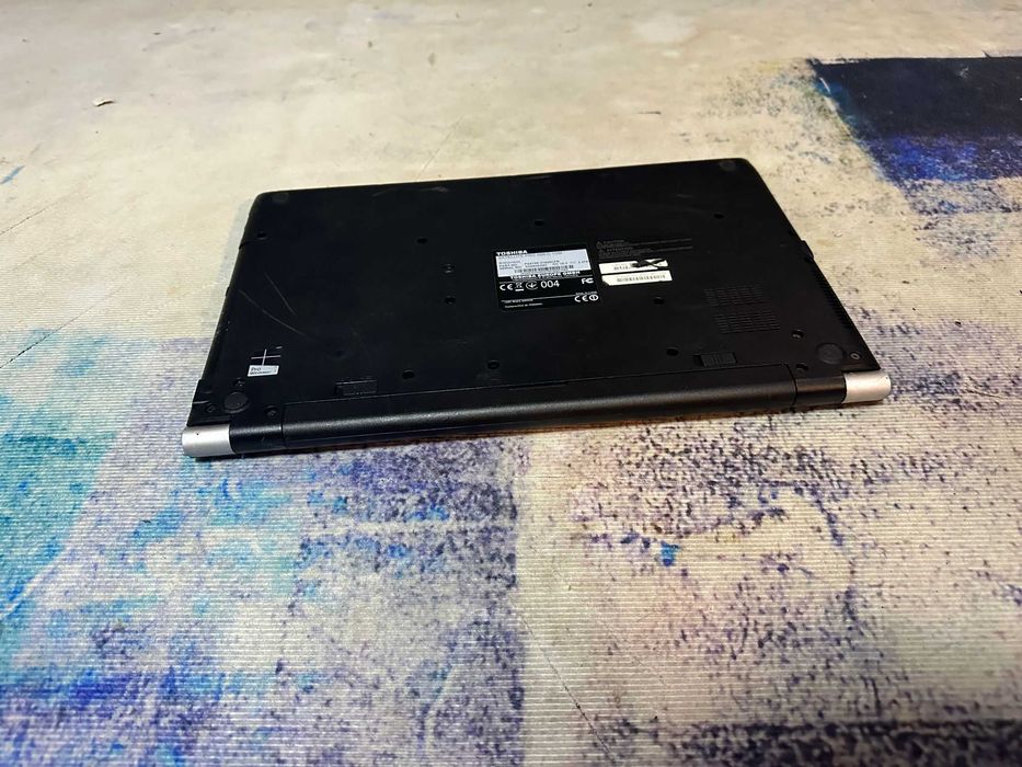 Laptop Toshiba Pro A50, i5 gen 6, 12 gb - 470 lei