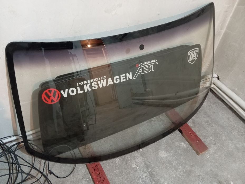 Стекло лобовое б.у. т4 бусик