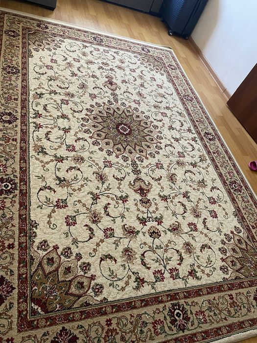 Ковер 2*3 м. Б/у