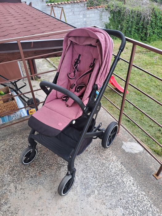 Продавам количка Cybex