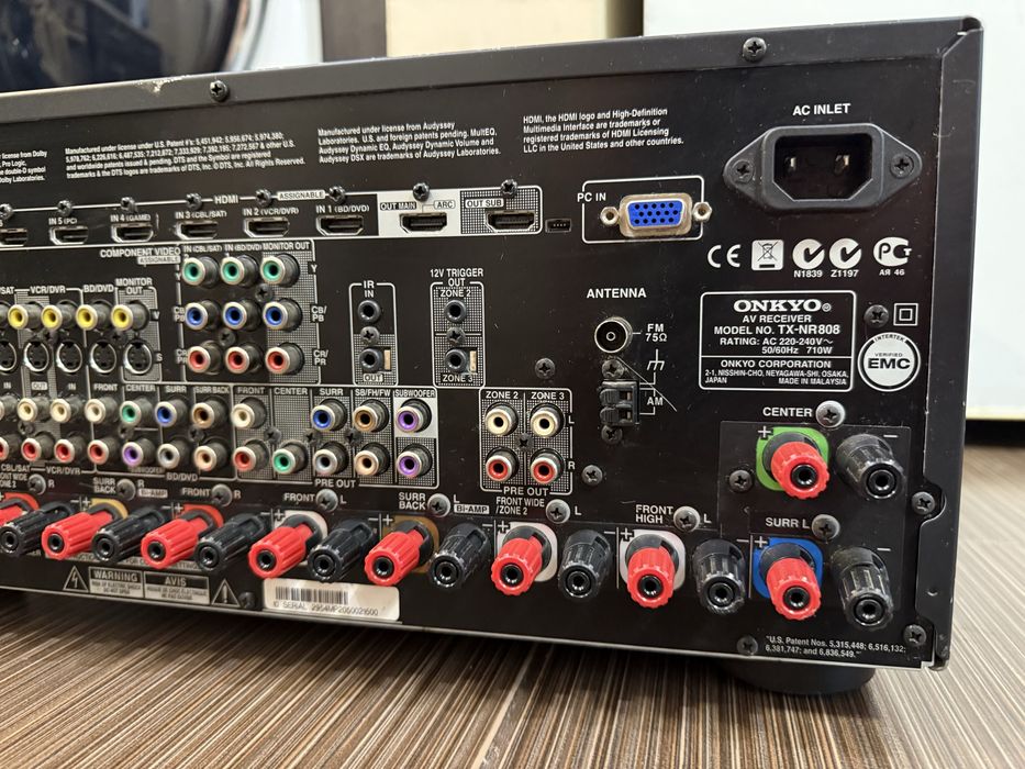 Onkyo TX-NR808 resiver
