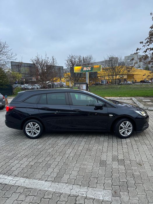 Opel Astra K  Sports Tourer +