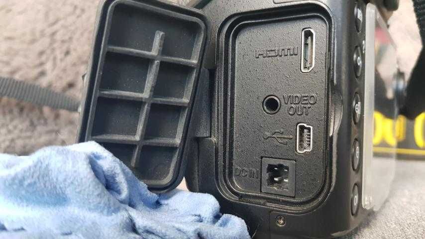 Nikon D700 body – Легендарно FX тяло, Супер запазено! 21,000 кадъра.