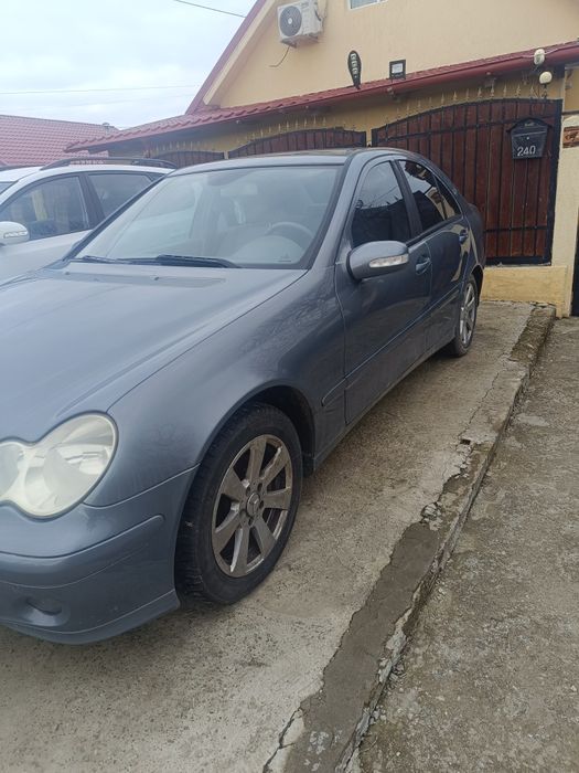 Vînd auto in stare foarte buna