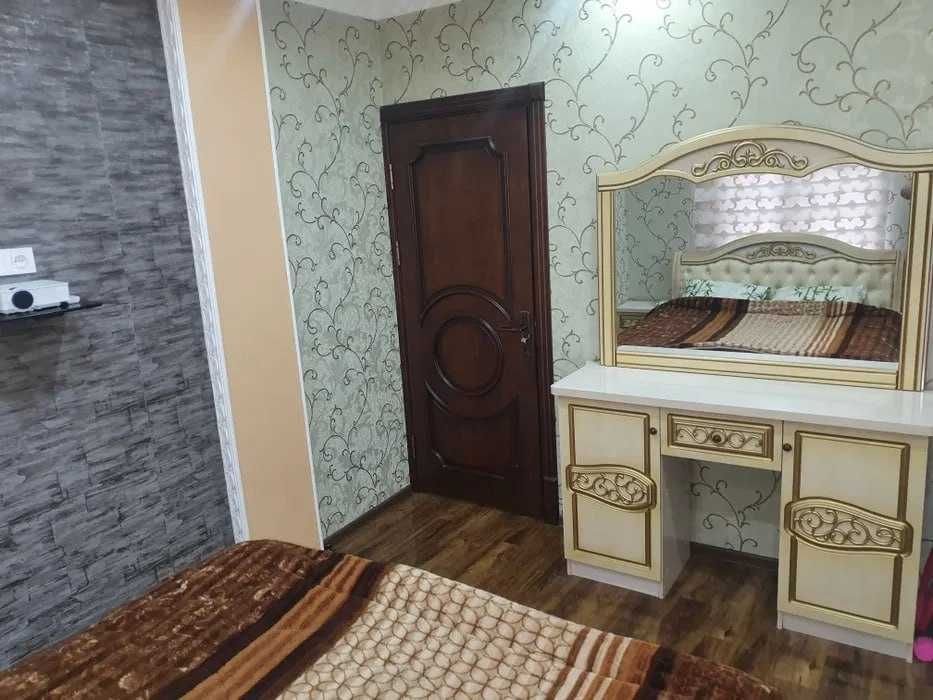 Сдается Квартира Максим Горький,Буз-Базар,Метро БИЙ Мирзо-Улугбек райо
