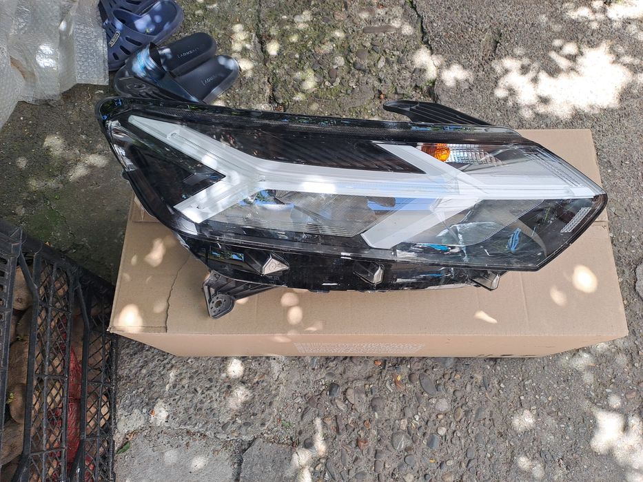 Far Stânga-Dreapta Original Dacia Logan 3 Sandero 3,Jogger, 2023 -Prez