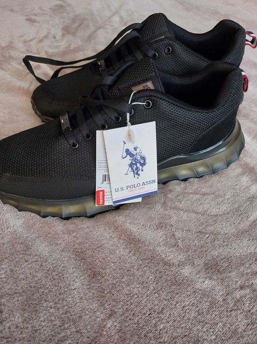 Продавам нови маратонки