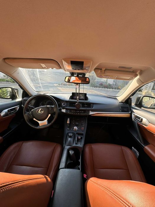 Lexus CT200H Impecabil