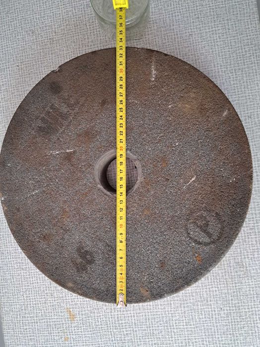 Piatră de Polizor mare  300 mm / 50mm / 45 mm diametru gaura ax