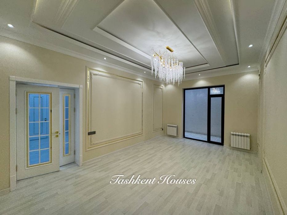 Зенитда 2 қаватли енги ховли сотилади