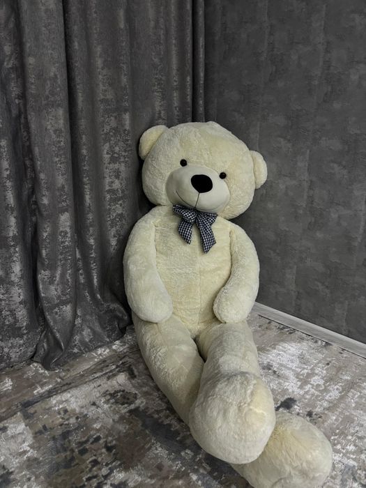 Двухметровый медведь