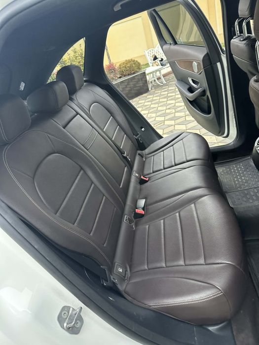 Se vinde mercedes glc 220 4 matic