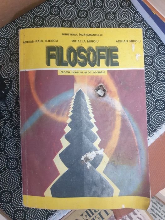 Manuale școlare vechi