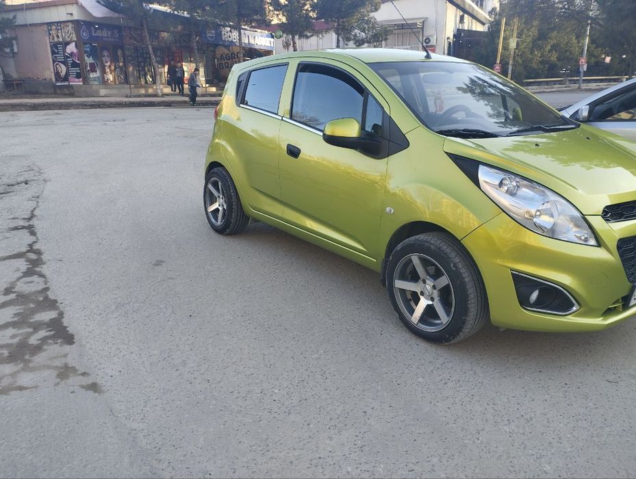 Спарк автомат 5200 келишадиган жойи бор