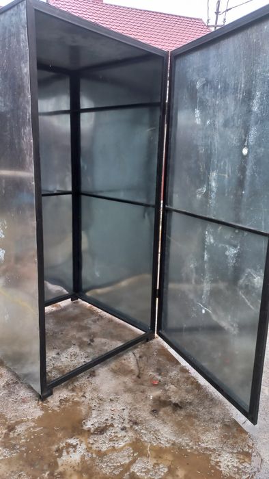 De vânzare afumătoare