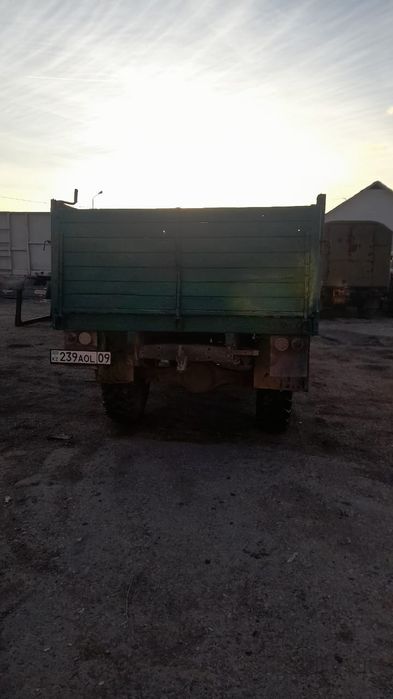 Продам бортовой грузовик