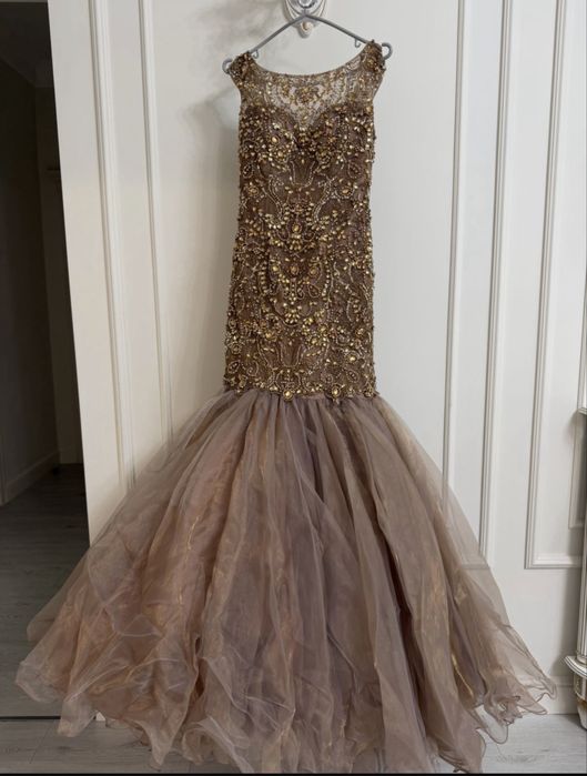 Продам дизайнерское платье Sherri Hill