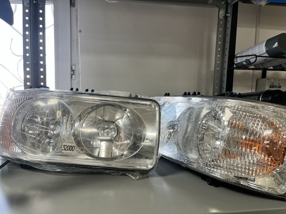 Комплект фар на даф 105