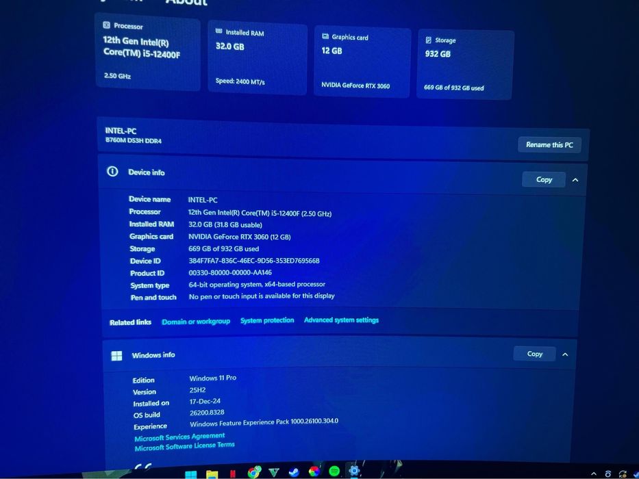Se da la schimb full gaming setup pe un laptop de gaming