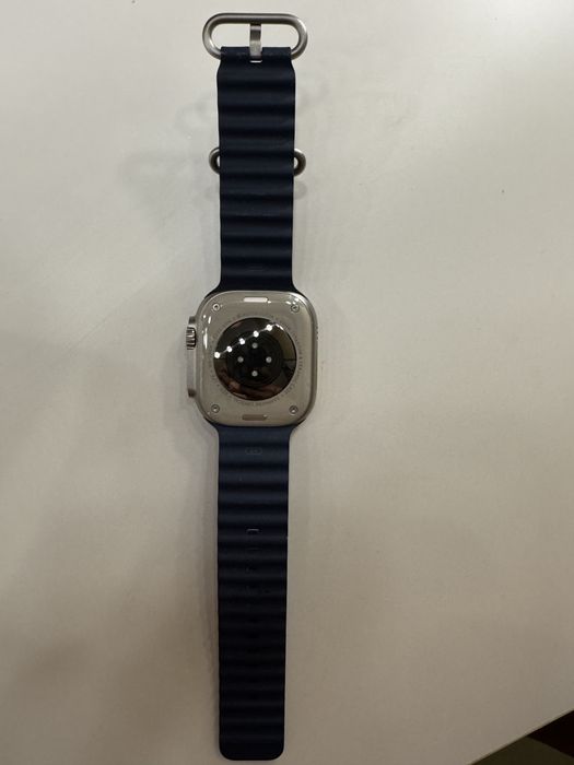 Apple watch ultra 2 - 49 mm Titanium