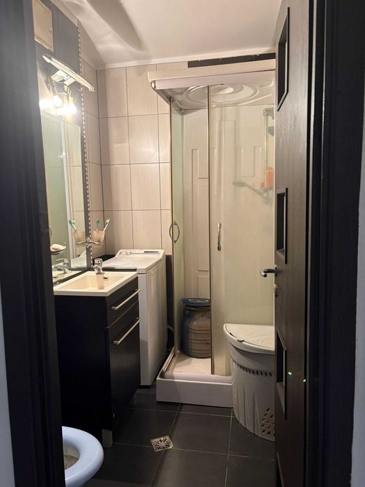 Proprietar Vand Garsoniera