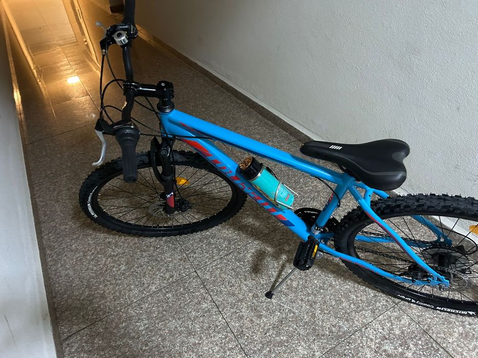 Vand bicicleta ca noua