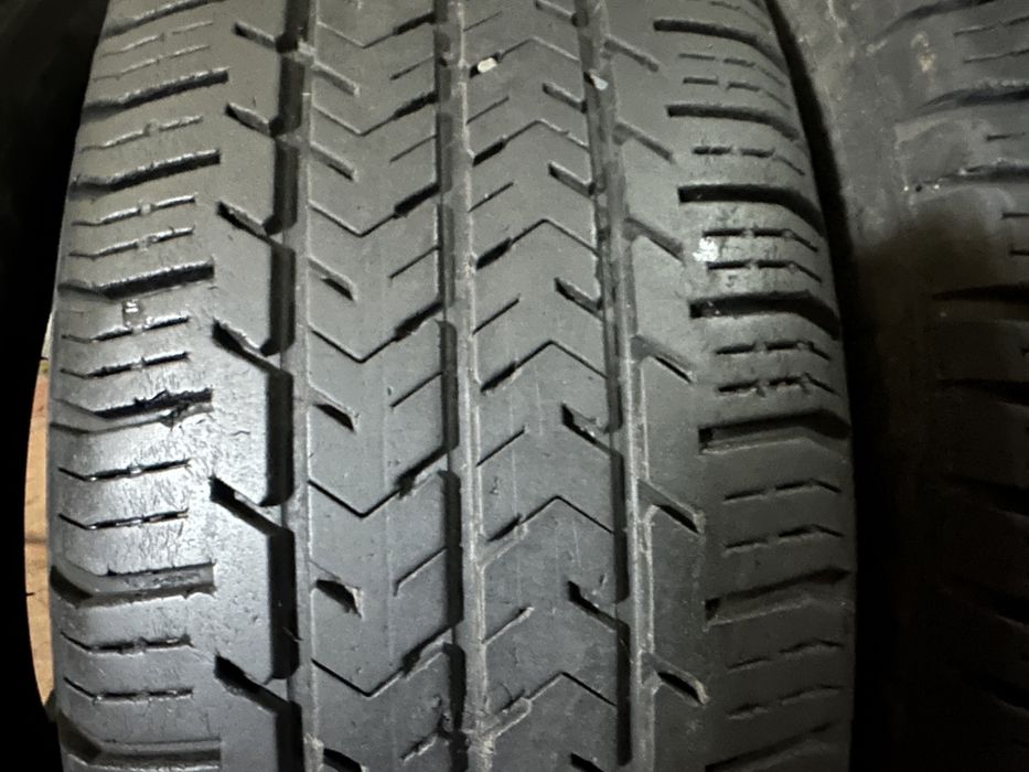 Vand 4 C-uri    Michelin Agilis 150 lei bucata