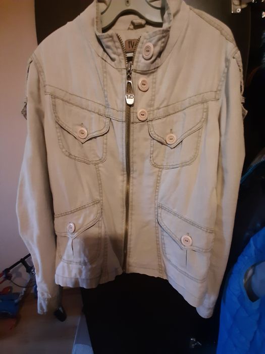 Продавам дамско пролет,есен яке