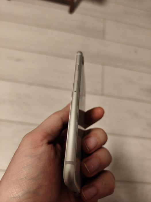 iPhone 8 Alb 128gb impecabil