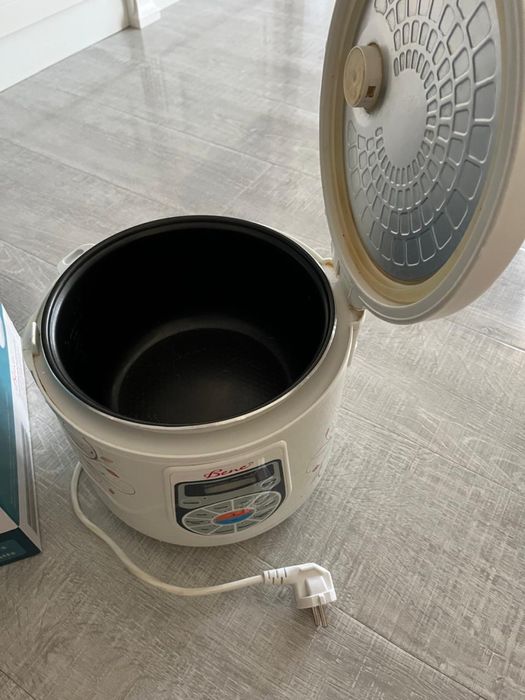 Продам мультиварку