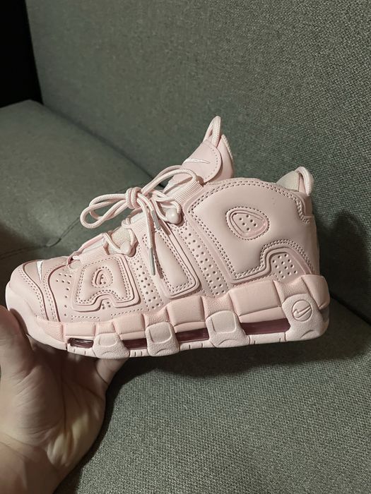 Nike Uptempo Roz noi la cutie marimea 37
