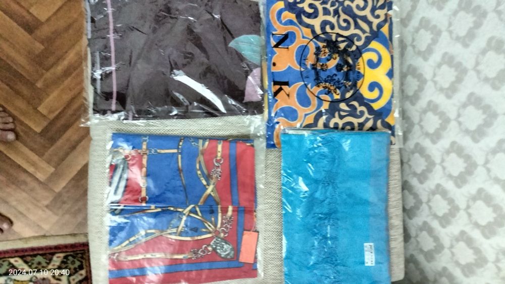 Продам новые женские платки