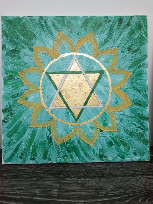 Продам вазы, бутыли, картины