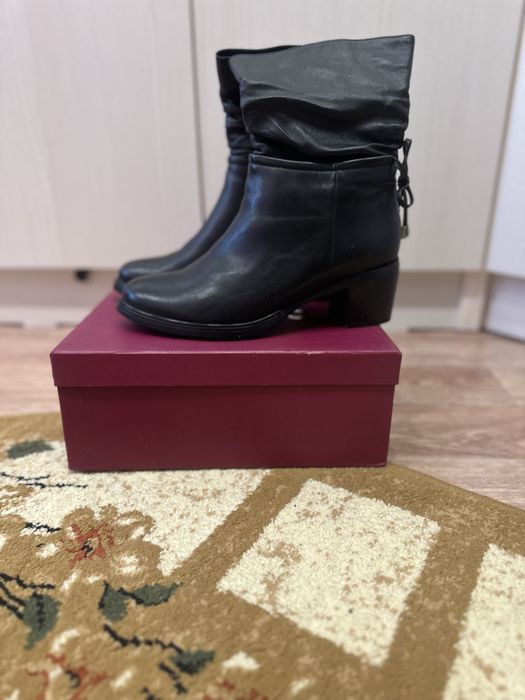 Продам сапоги женские