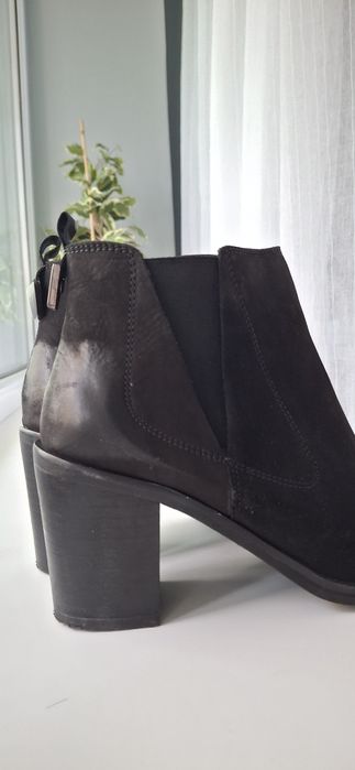 Нубуковые полусапоги Braska 38р