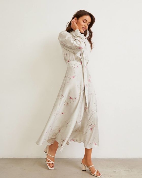 Продам шелковое платье Kapsula