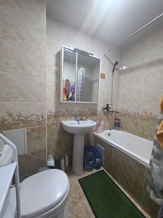 Продаётся 2х комн квартира на 5 этаже Ор-р 5 микрорайон Жомий