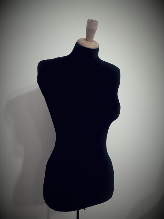 Манекены 2шт в наличии