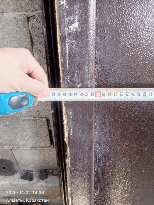 Металический дверь