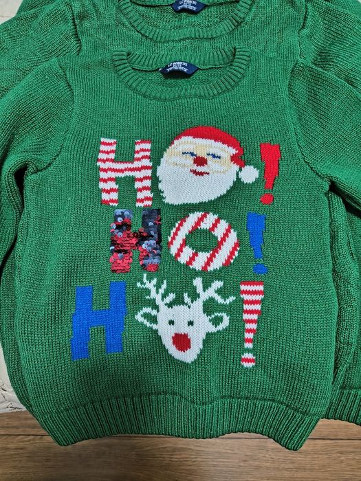 Коледни блузки.Едната е леко отпусната