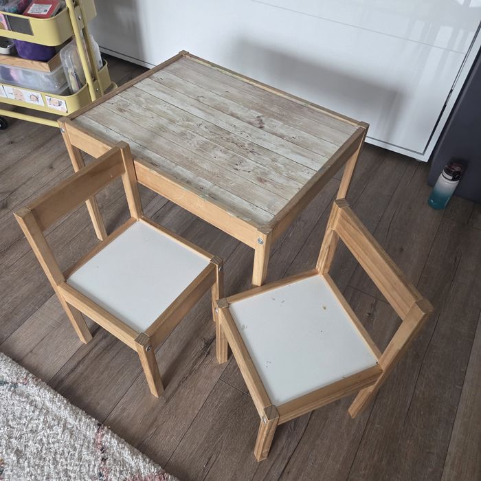 Set copii masuta si 2 scaune IKEA