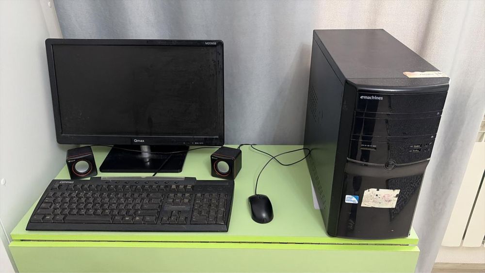 продам компьютер Emachines