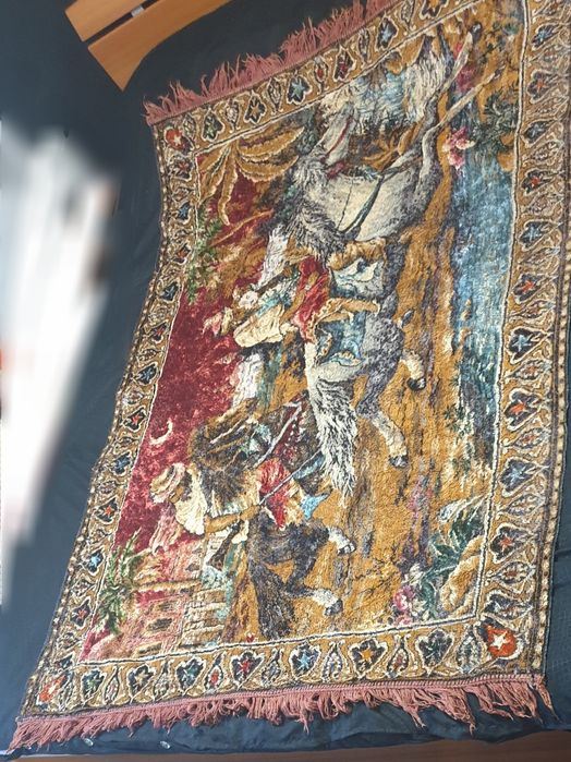 Model deosebit.Carpeta Rapirea din Serai