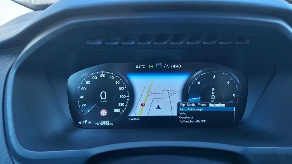 VOLVO XC90 Geartronic Momentum PRO