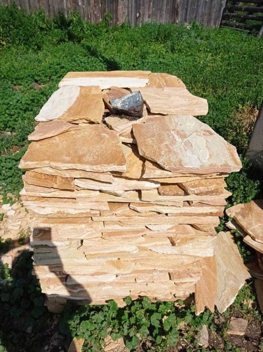Плитняк желтый для дорожек двора для облицовки стен