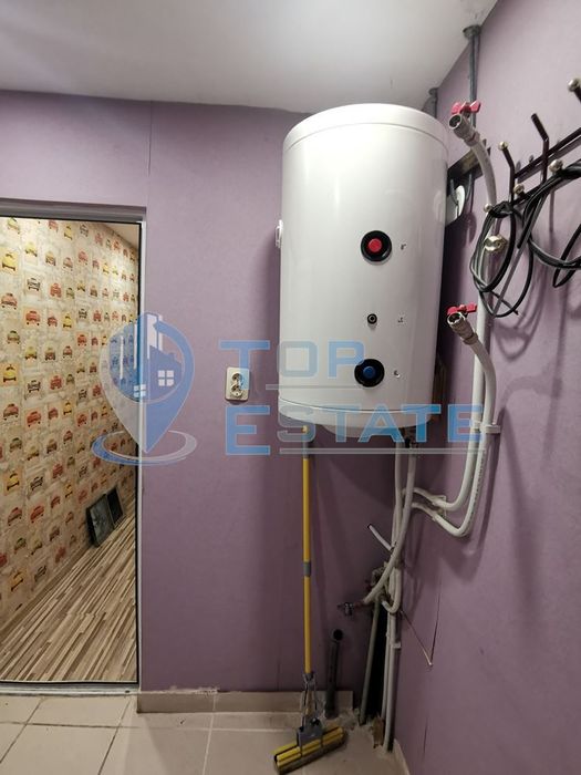 Едноетажна тухлена къща след основен ремонт в квартал Калтинец,  град