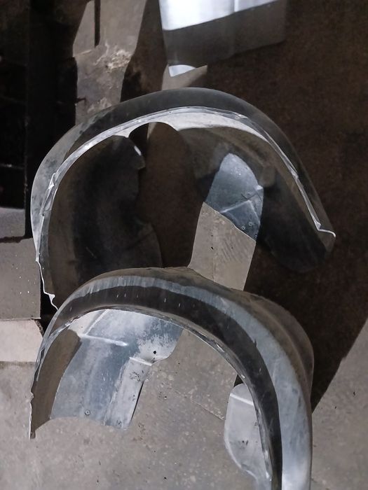 Продам бампер на ваз 2110