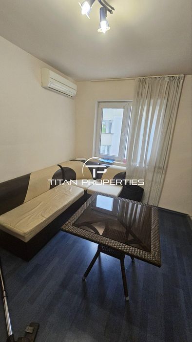 Дава се под наем Двустаен апартамент в Варна, Спортна зала - 56 кв.м за 350 € - Снимка #1