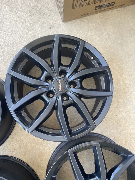 5х114.3 Dezent 7.5j - 17”  джанти mazda honda renault